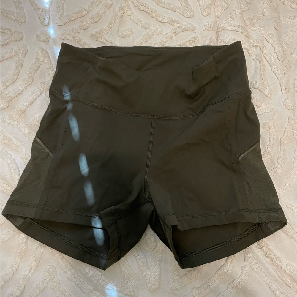 Lulu lemon spandex shorts